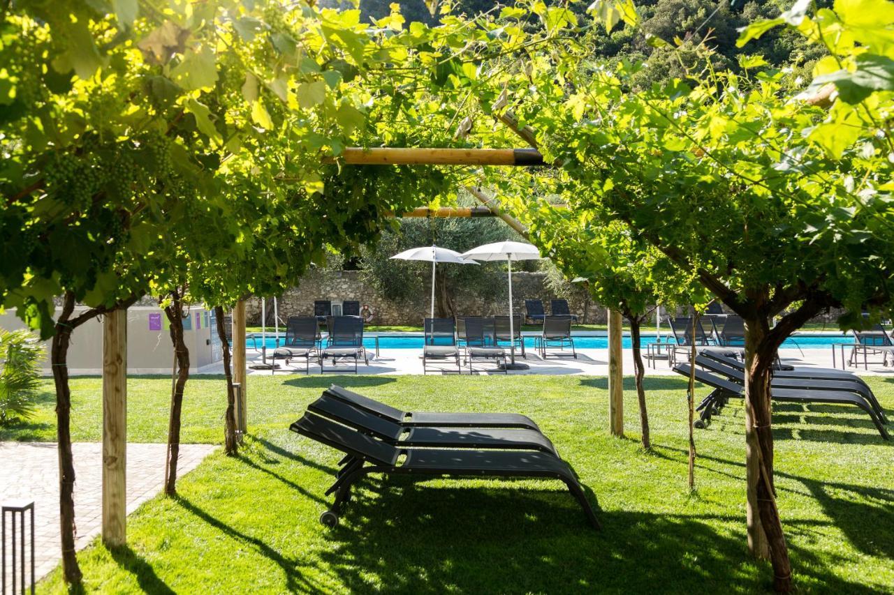 Aktivhotel Santalucia Torbole Sul Garda Ngoại thất bức ảnh