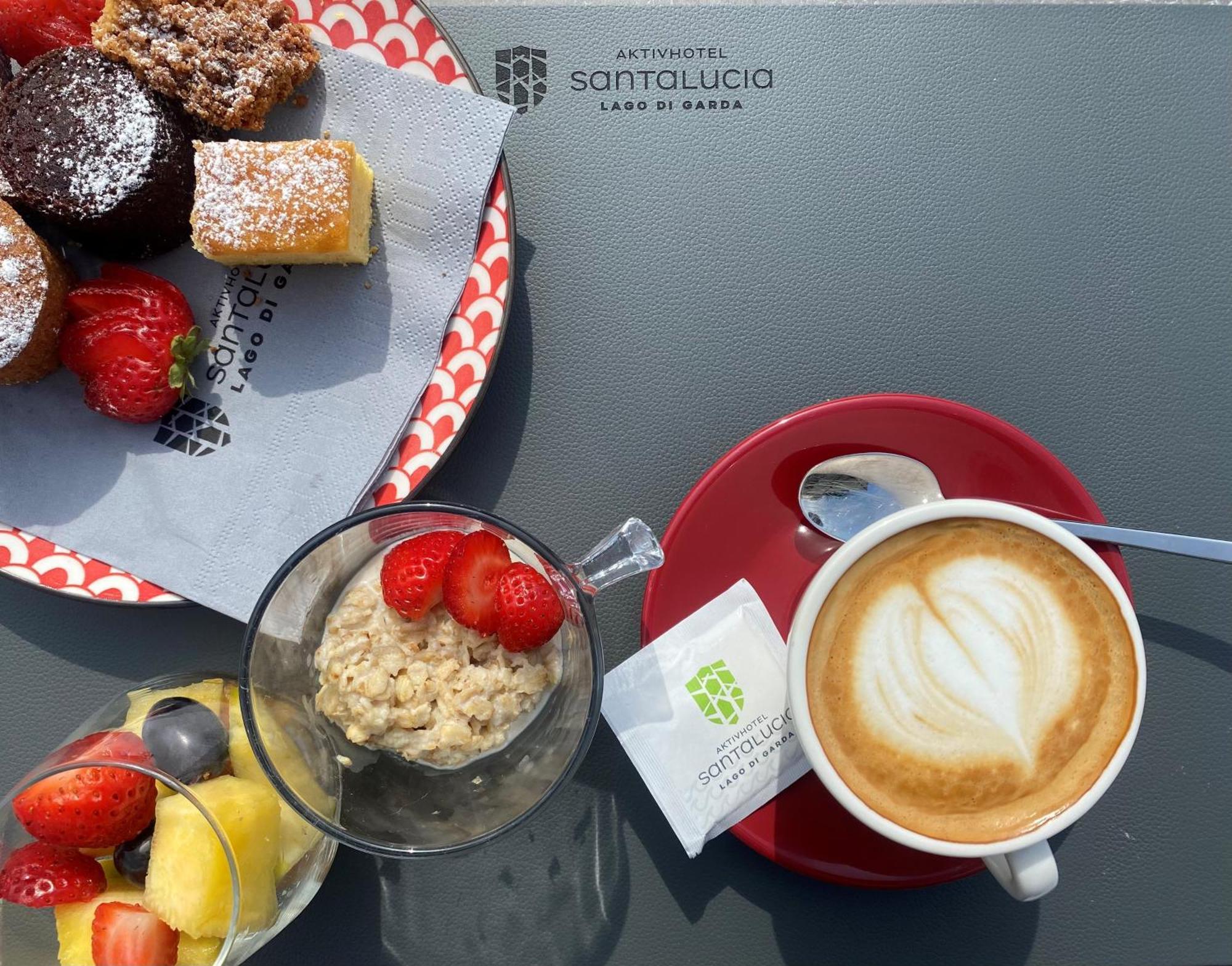 Aktivhotel Santalucia Torbole Sul Garda Ngoại thất bức ảnh