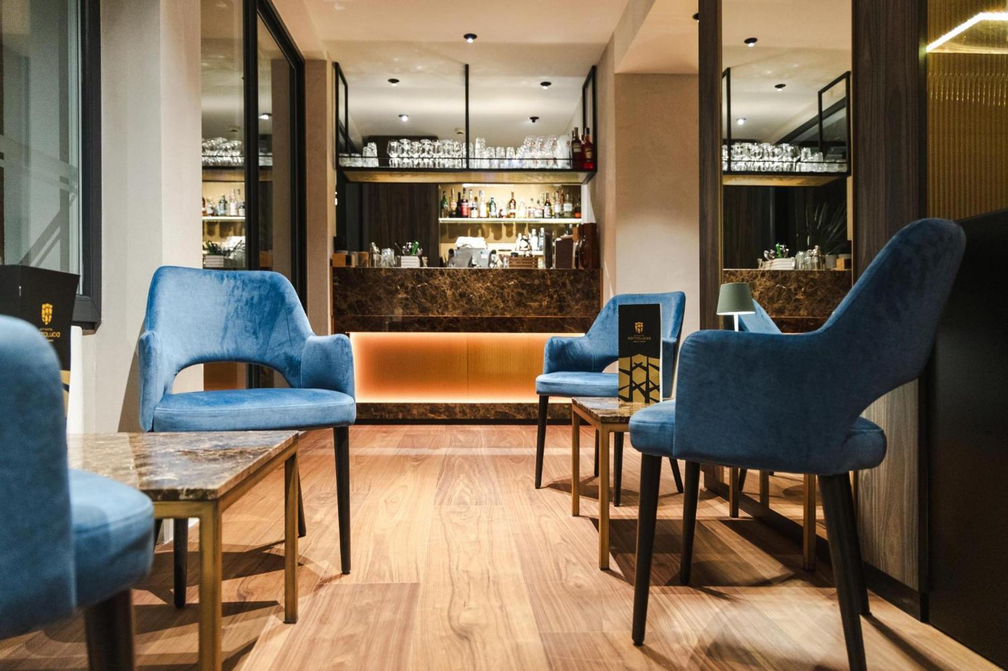 Aktivhotel Santalucia Torbole Sul Garda Ngoại thất bức ảnh